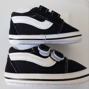 Unisex Infant Sneakers- Sz 0-3Mos.